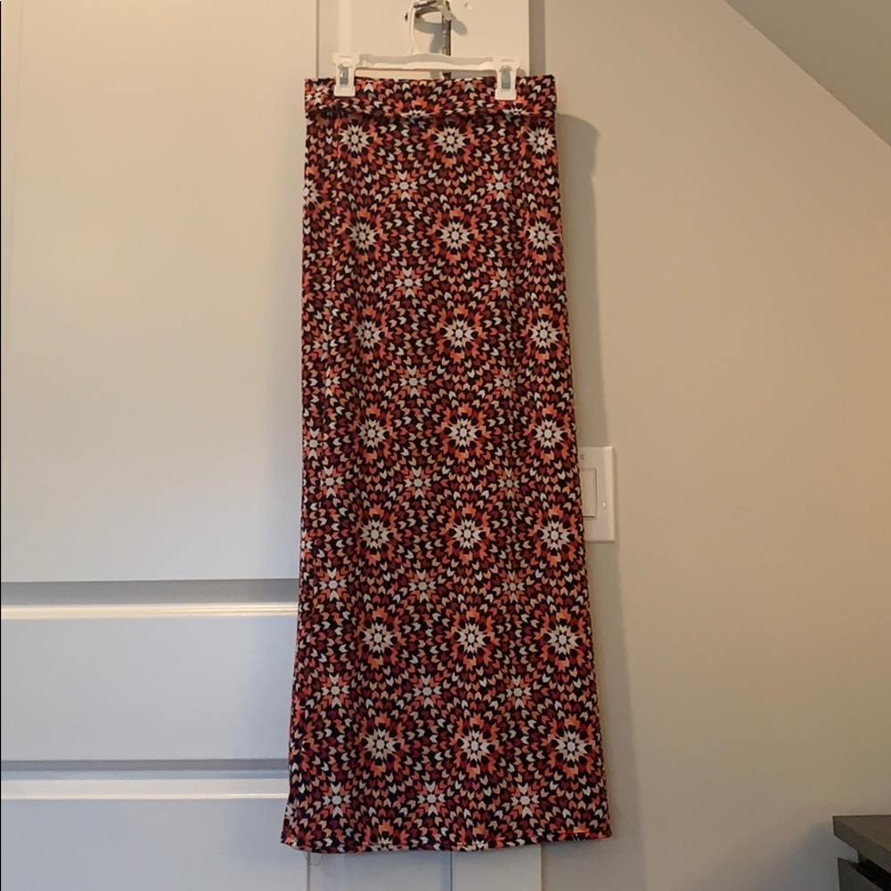 Long Skirt!